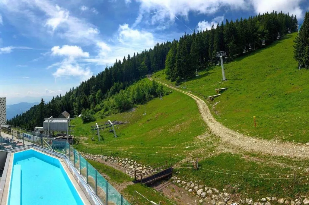 Hotel montis bazen golte x