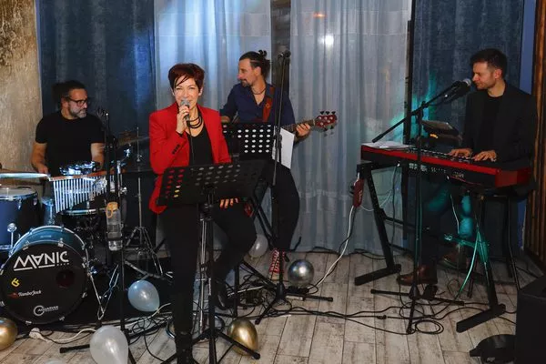 Kristina oberzan band