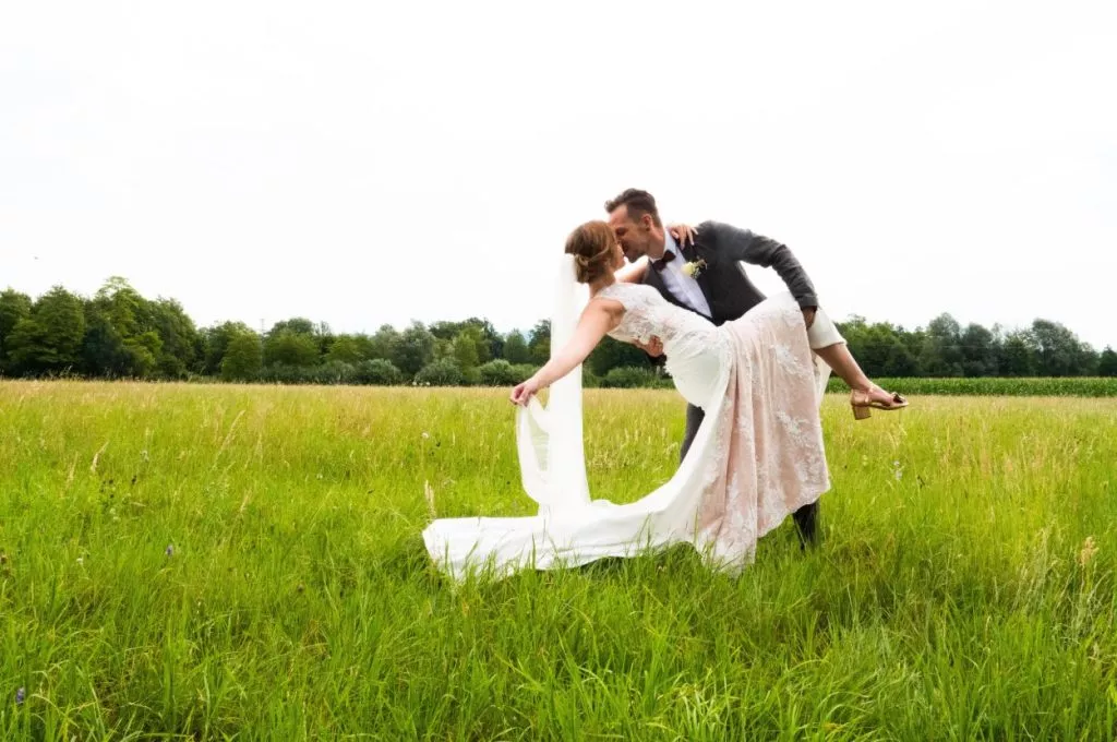 Plesna sola sui generis