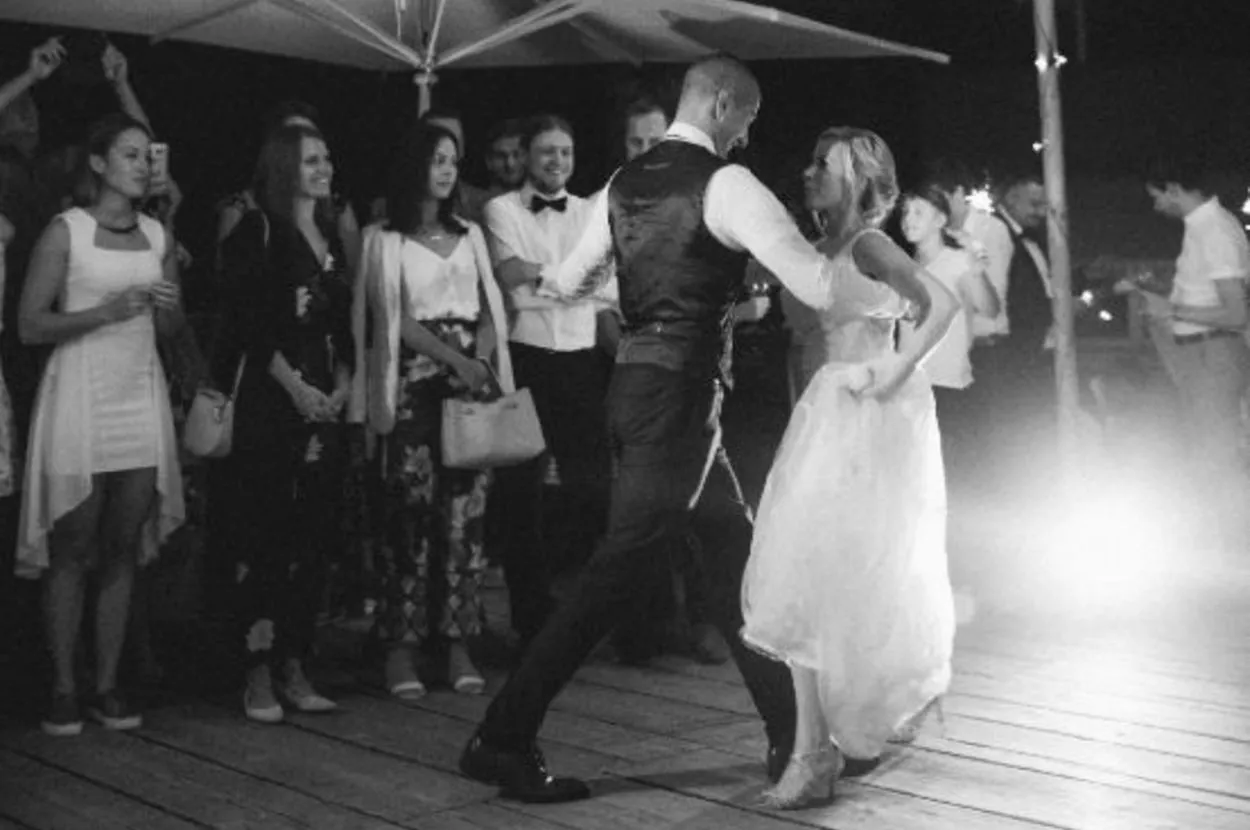 Rozka albumweddings porocni ples
