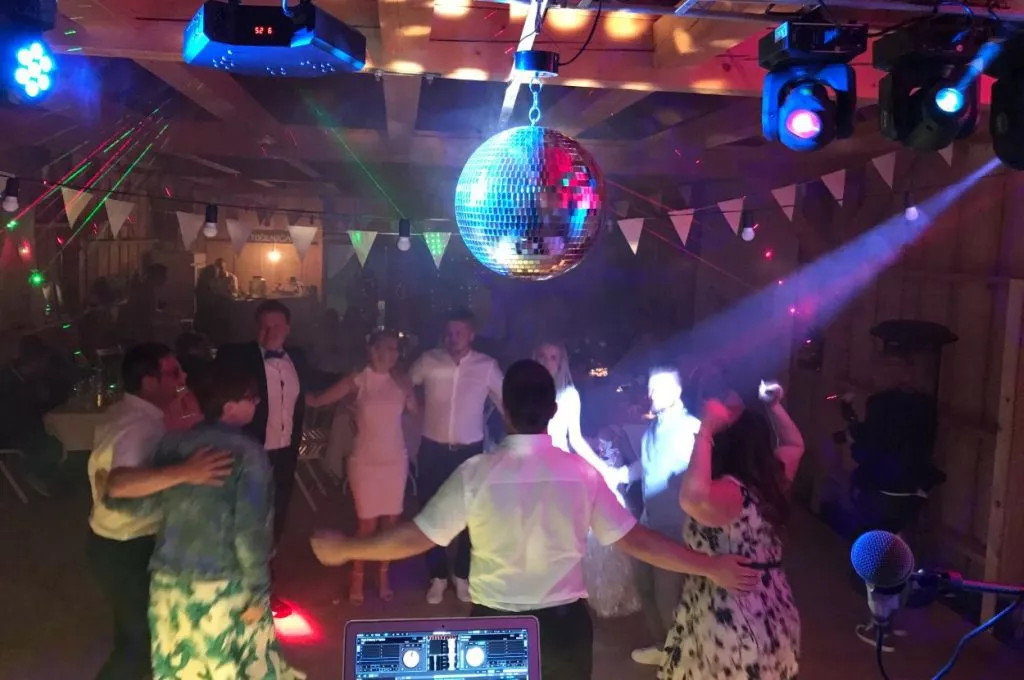 Unikatna zabava dj vidy