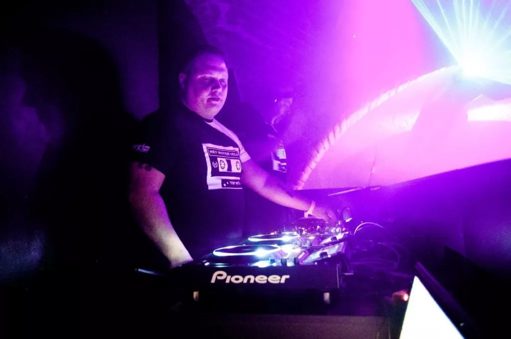 Unikatna zabava dj vidy